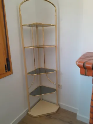 Estantería rinconera cristal y metal