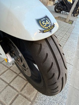 Aprilia 300 Cup Scooter