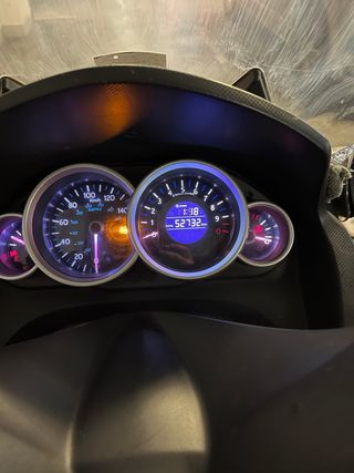 Moto SYM Joymax 125i ABS COMF Negra/Gris.