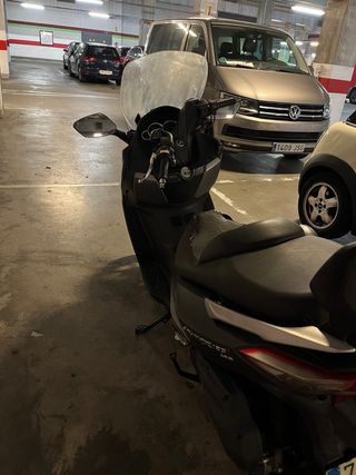 Moto SYM Joymax 125i ABS COMF Negra/Gris.