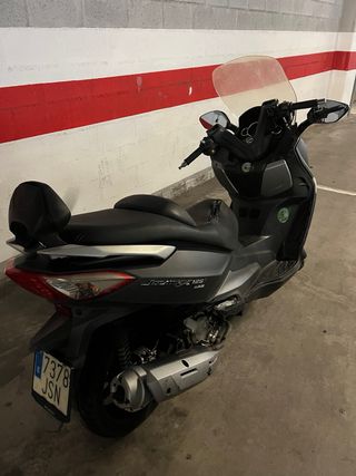 Moto SYM Joymax 125i ABS COMF Negra/Gris.
