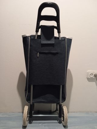 Carro de la compra con ruedas