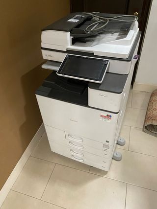 Impresora Multifunción Ricoh MP C4504