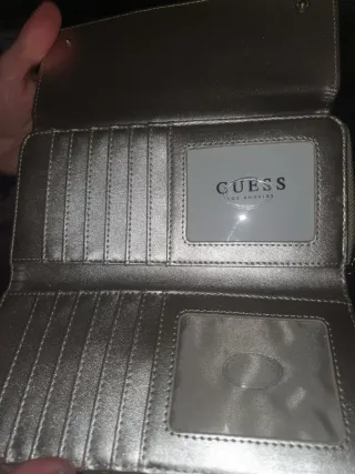 Cartera Guess Dorada/Plateada