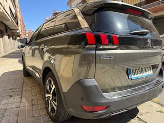 Peugeot 5008 2019