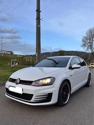 Volkswagen Golf 2015