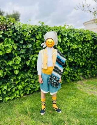 Traje infantil regional valenciano completo