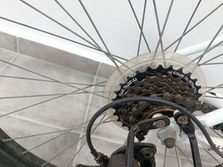 Bicicleta infantil blanca