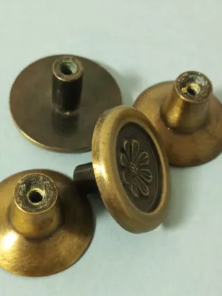 4 Tiradores Pomo Latón