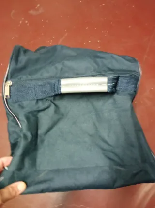 Bolsa de viaje azul con ruedas