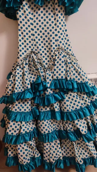 Traje de flamenca con lunares
