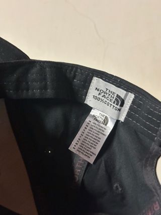 Cappellino The North Face simili