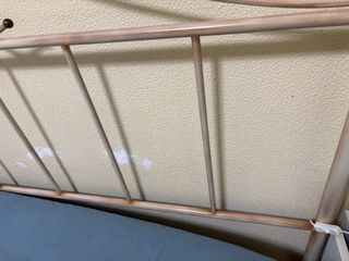 Cabecero forja 150cm beige y dorado