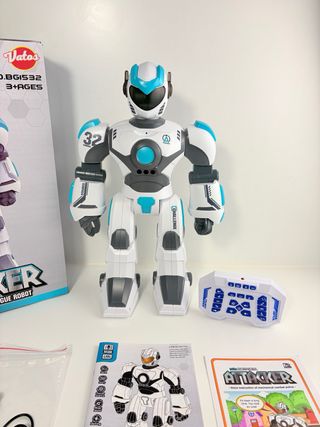 Robot Inteligente Attacker con Mando y Luces