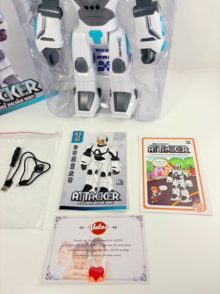 Robot Inteligente Attacker con Mando y Luces