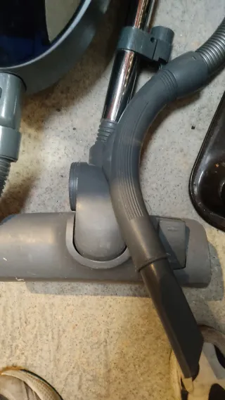 Aspiradora eléctrica Ufesa