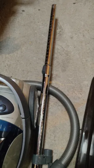 Aspiradora eléctrica Ufesa