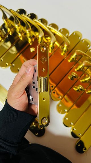 Manillas de puerta en  (latón)