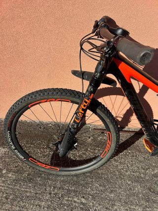 Bicicleta Cannondale Montaña Naranja/Negra