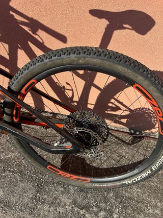 Bicicleta Cannondale Montaña Naranja/Negra