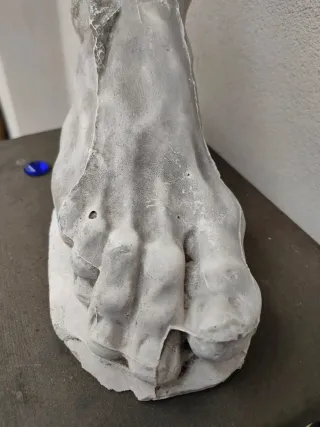 Antica scultura modello piede