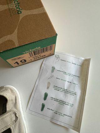 Zapatos Victoria Barefoot Niña Beige