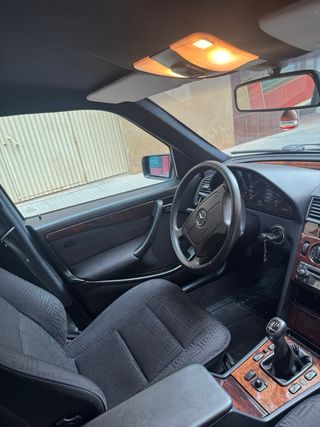 Mercedes-Benz Clase C 2000
