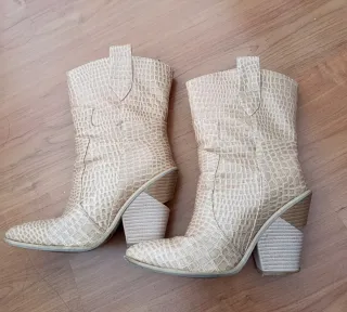 Botas Beige Talla 36