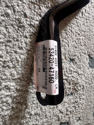 Bisagra Capot Toyota Prius ambos lados