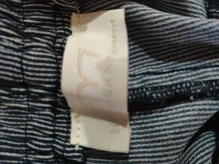 Pantalón rayas azul y blanco con cinturón y pinzas