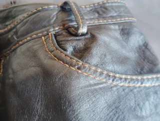 Pantalones de piel negros