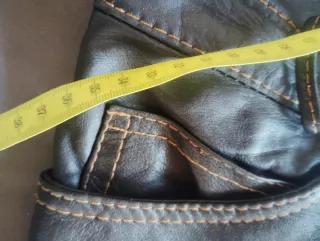 Pantalones de piel negros