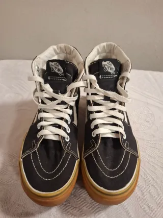 Zapatillas Vans Sk8 Hi Negras y Amarillas