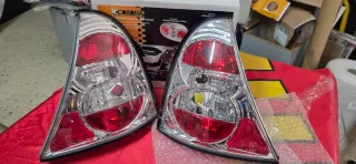 Pilotos Traseros Clio 98-01