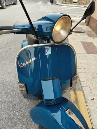 Vespa Iris 1986 Azul