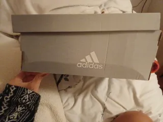 Zapatillas Adidas Rapid Court Low Blancas/Gris