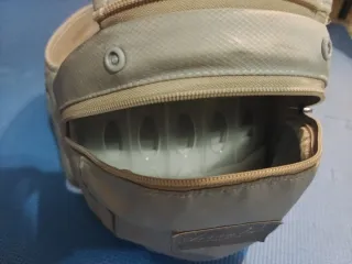 Mochila porta bebés gris