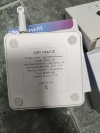 Zemismart Tuya Zigbee Gateway