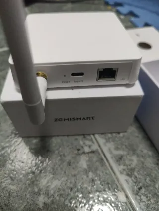 Zemismart Tuya Zigbee Gateway