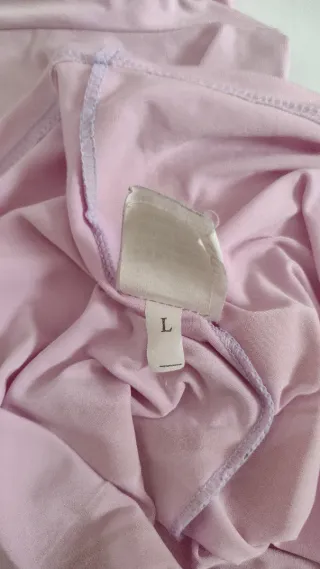 Blusa con estampado floral talla L manga corta