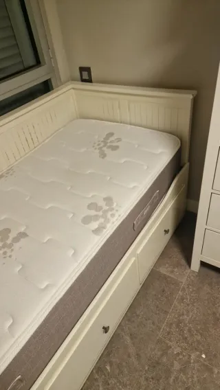 Cama Hemnes 80/160cm + Cajonera Ikea