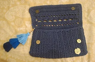 Bolso de mano, clutch, azul marino tejido a mano