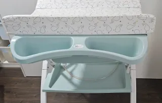 Bañera cambiador para bebé con estampado de ballen