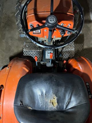 Tractor Kubota B7000 4WD