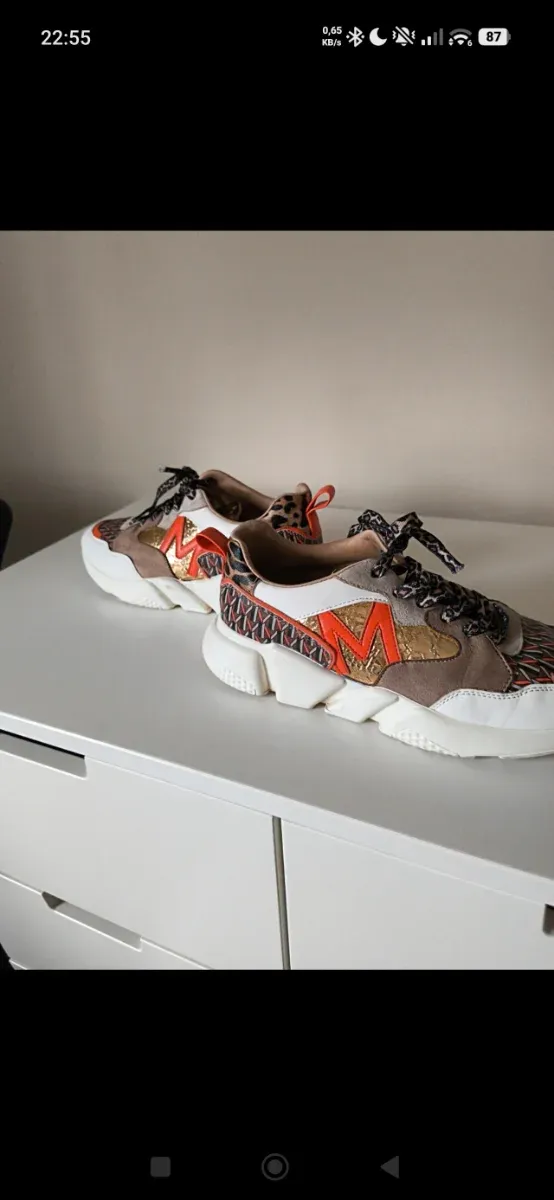 Zapatillas Lola Casademunt Talla 40