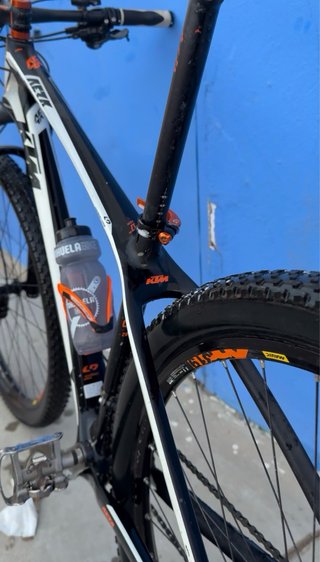 Bicicleta KTM Carbono 29