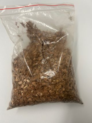 Ahumador portátil con campana y astillas