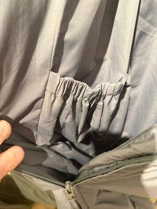 Anorak largo Oysho verde caki de 110 cms de largo
