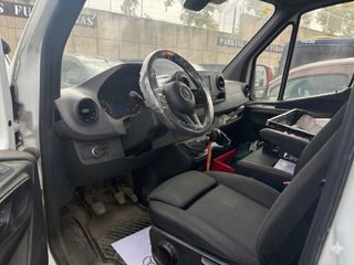 Mercedes-Benz Sprinter 2021