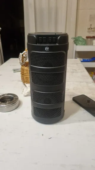 Altavoz RT Negro